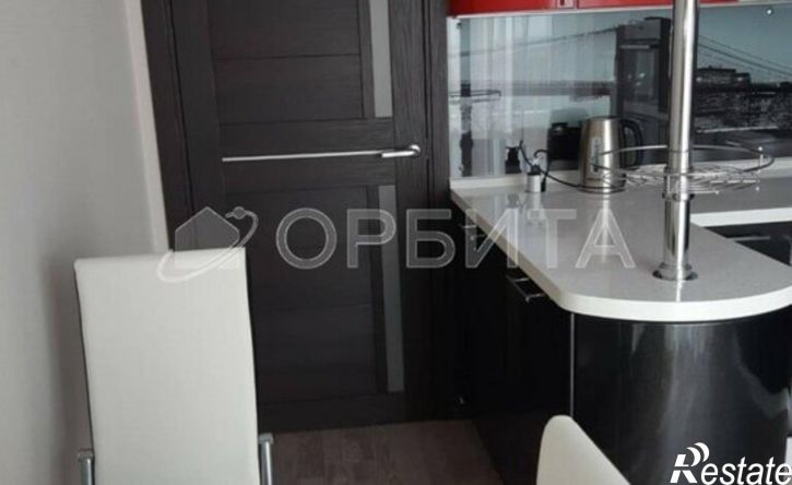 1-комн квартира улица Александра Протозанова, 20,  д. 20