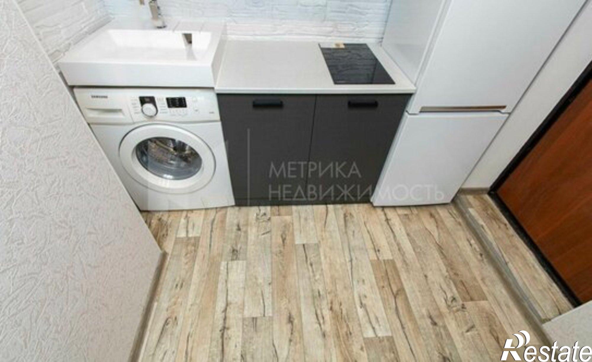 Купить квартиру за 2 200 000 рублей на улица Республики, 212