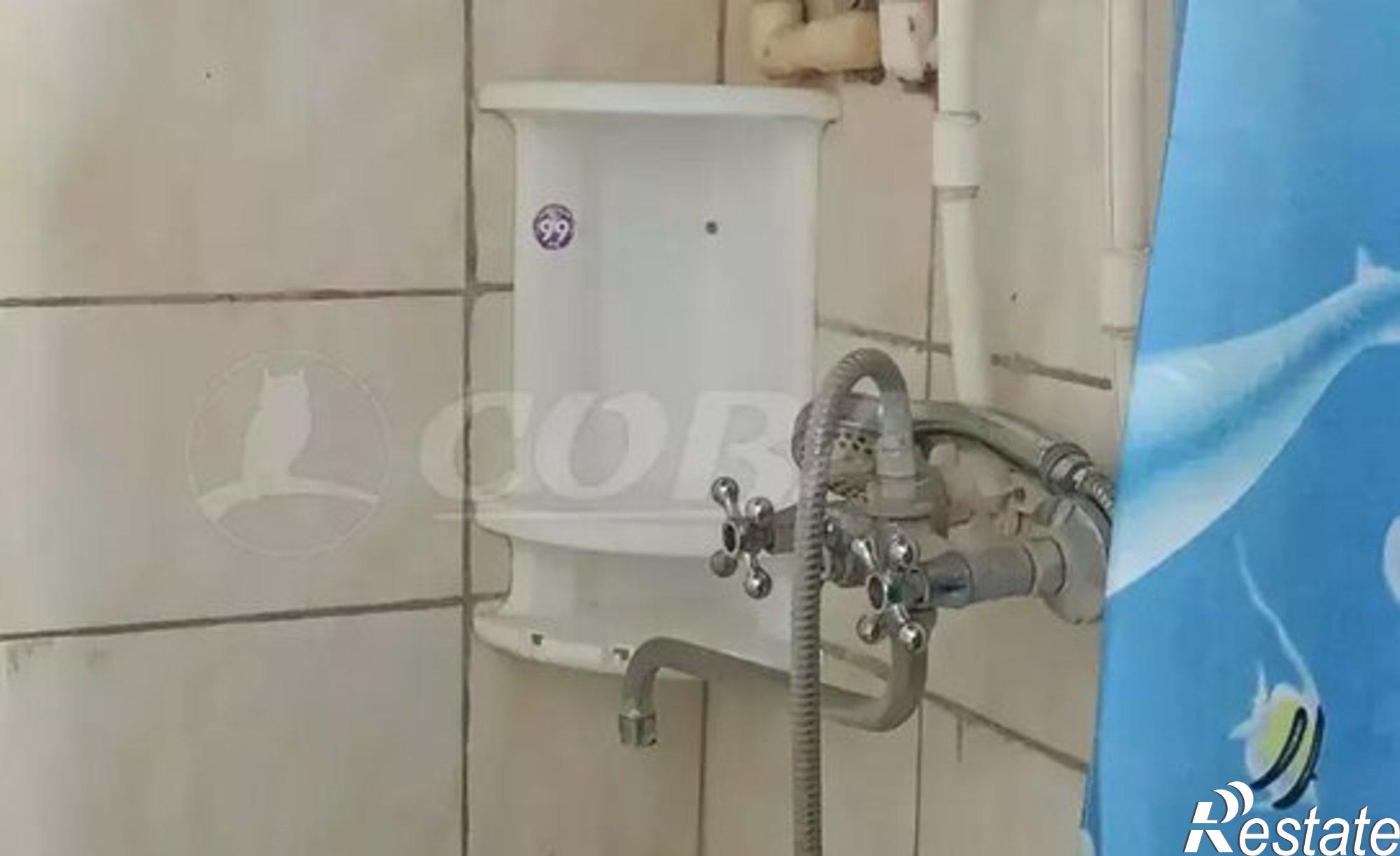 Купить квартиру за 2 000 000 рублей на улица Республики, 220