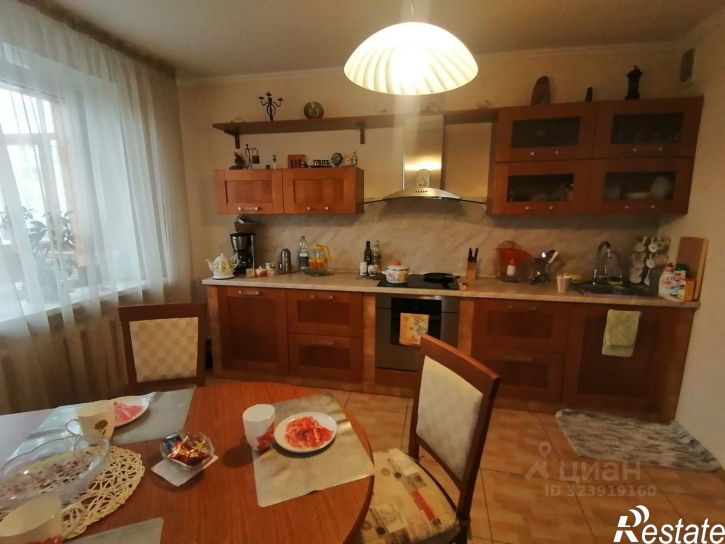 3-комн квартира ул Валерии Гнаровской, 6,  д. 6