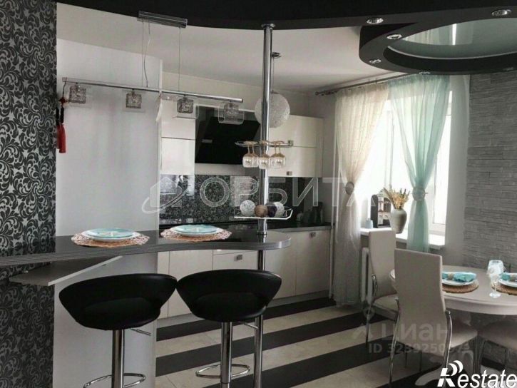 3-комн квартира улица Прокопия Артамонова, 15,  д. 15