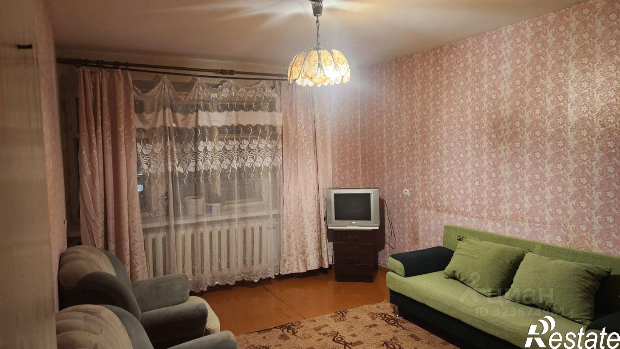 Сдать квартиру за 18 000 рублей на ул Военная, 13