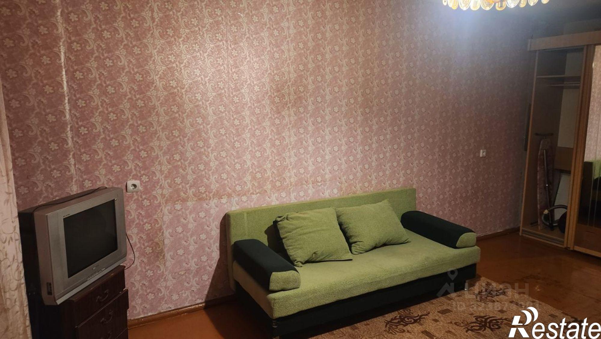 Сдать квартиру за 18 000 рублей на ул Военная, 13