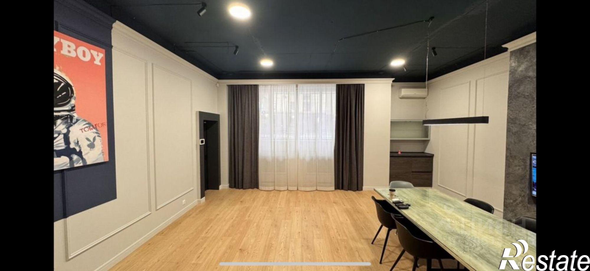 Сдать офис, помещение под офис за 150 001 рублей на ул Комсомольская, 75