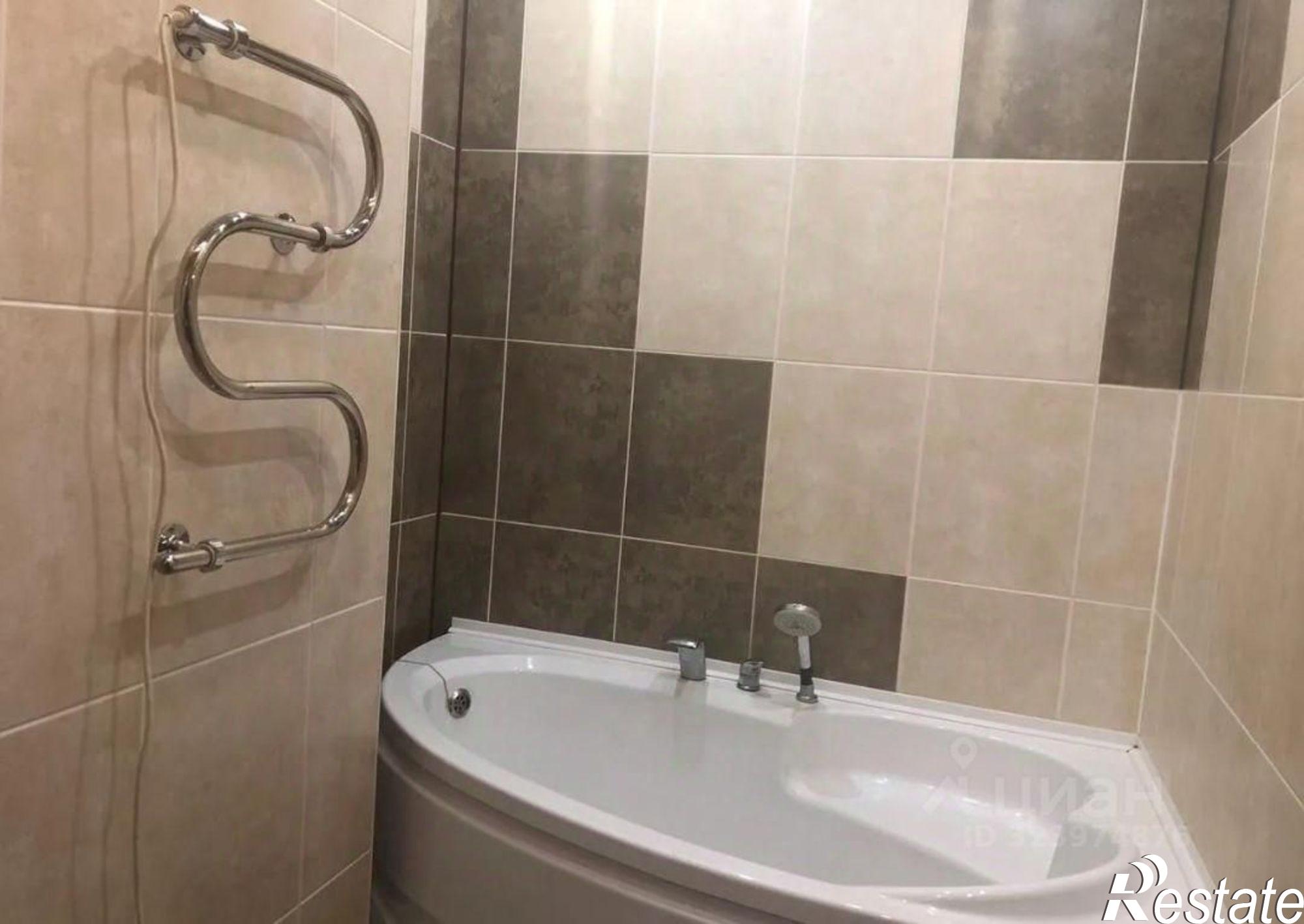 Сдать квартиру за 55 000 рублей на улица Муравленко, 13