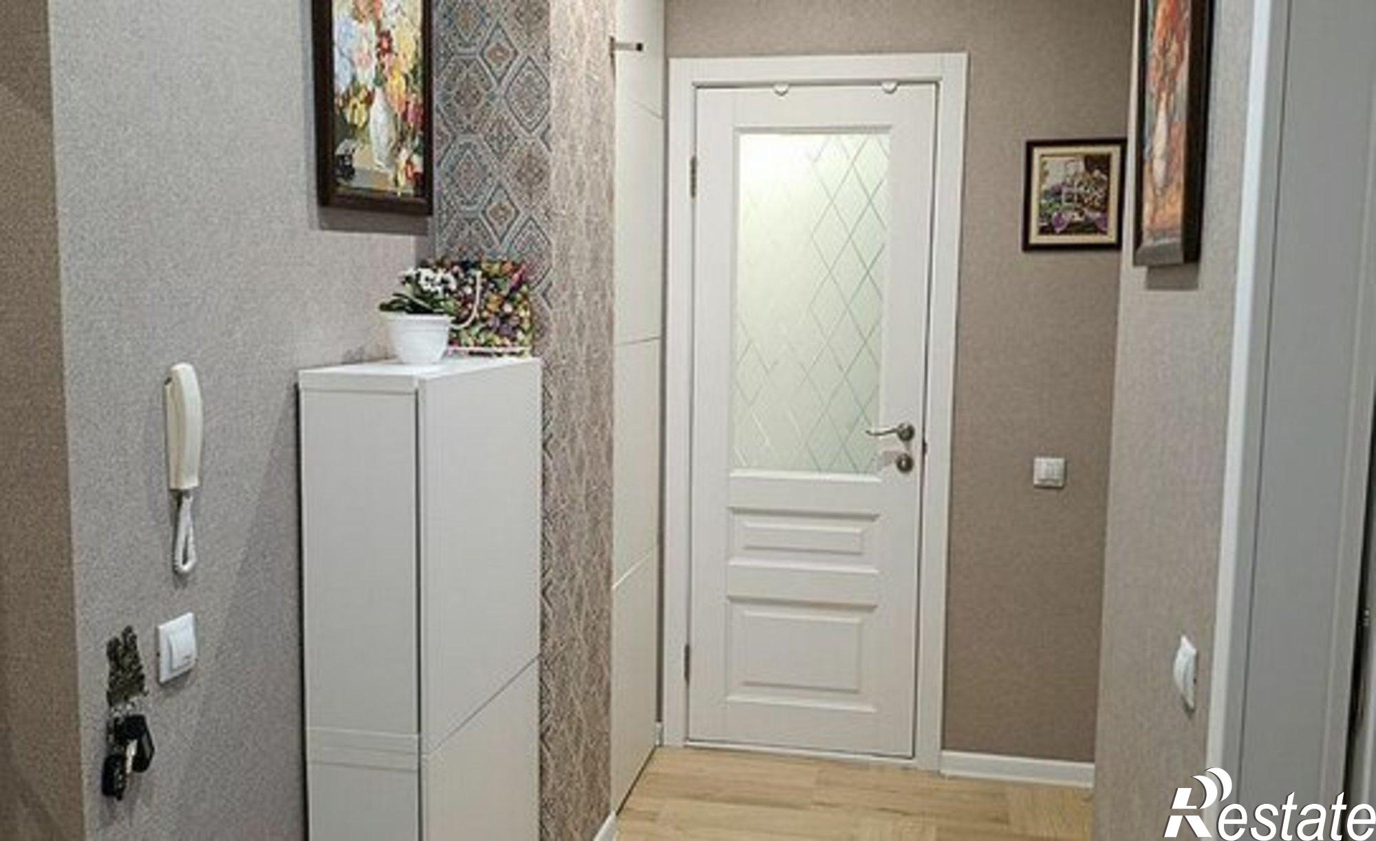 Купить квартиру за 6 950 000 рублей на улица Парада Победы, 9