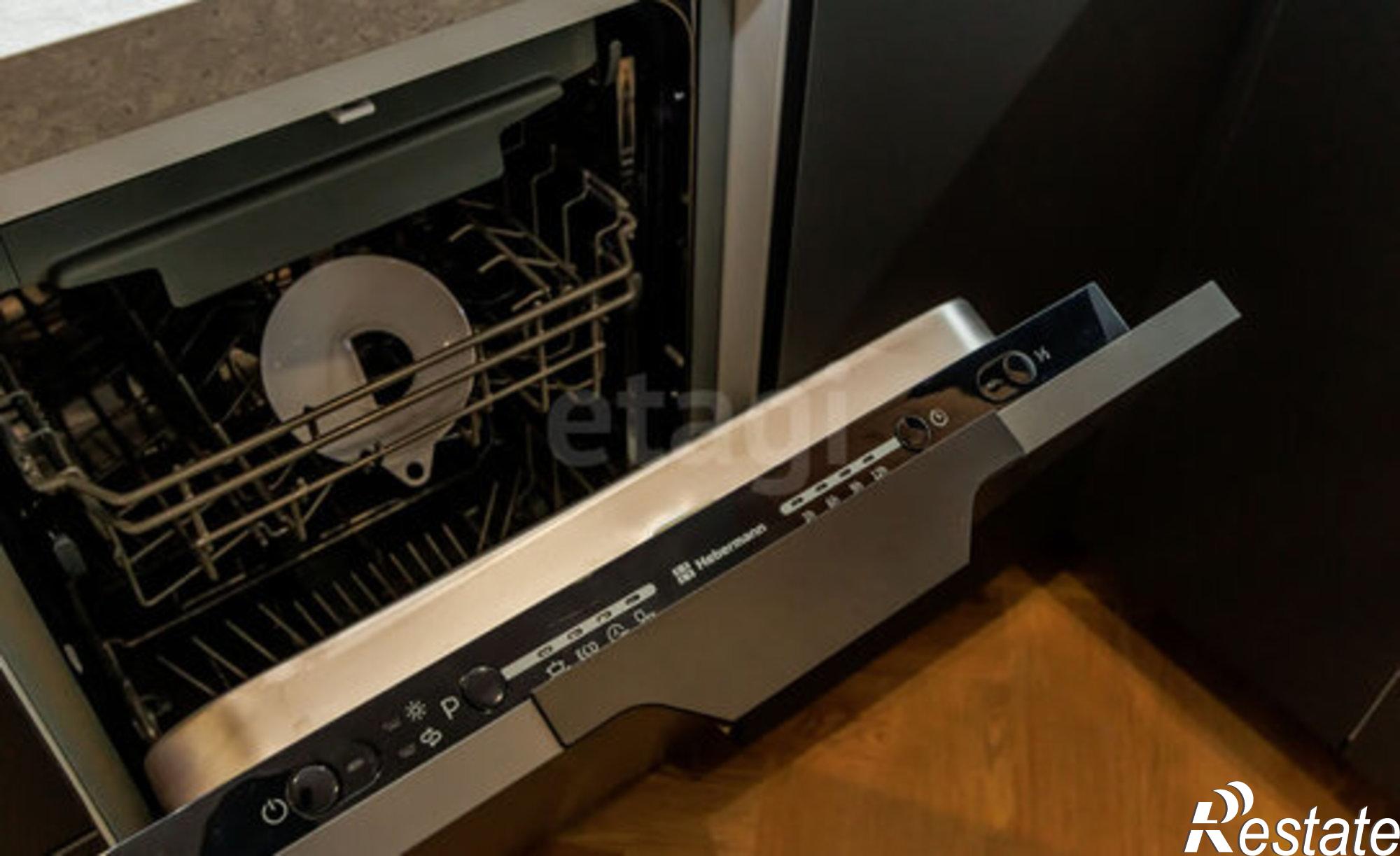 Купить квартиру за 7 500 000 рублей на улица Фармана Салманова, 17