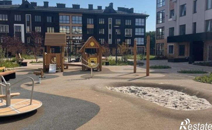 2-комн квартира улица Игоря Комиссарова, 5,  д. 5