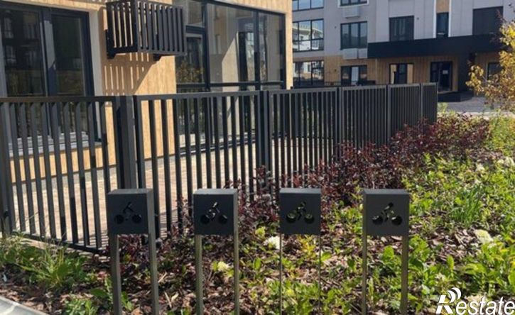 2-комн квартира улица Игоря Комиссарова, 5,  д. 5