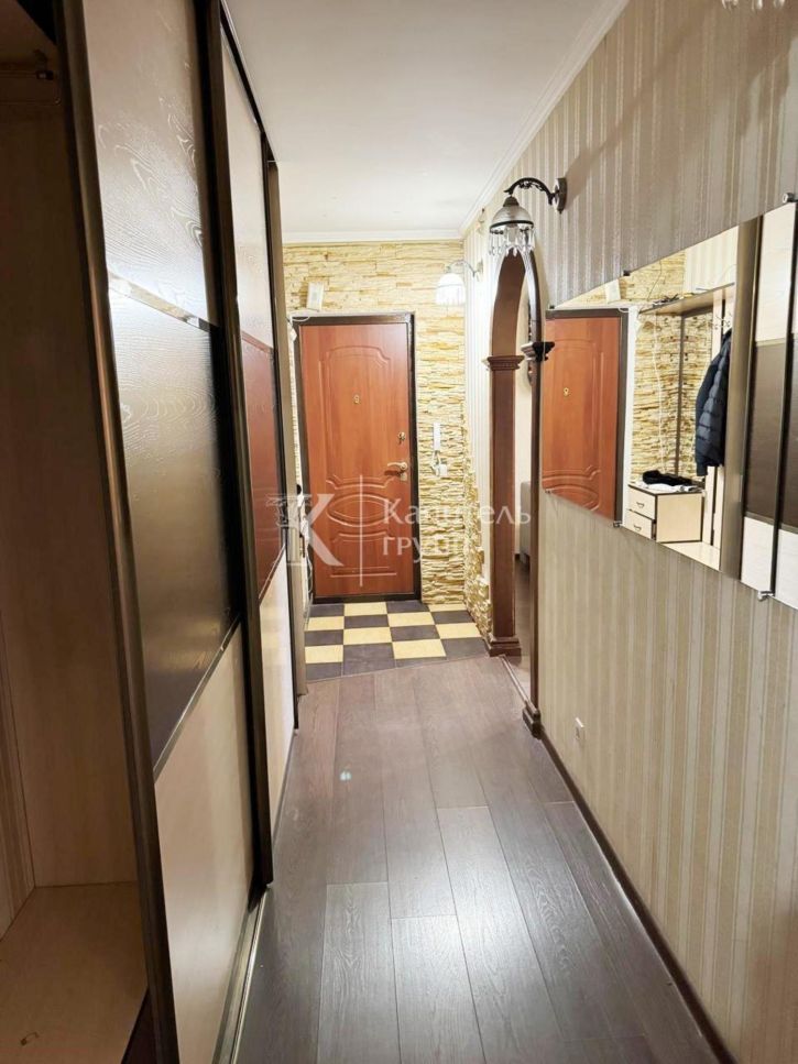 3-комн квартира ул Новоселов, 12к3