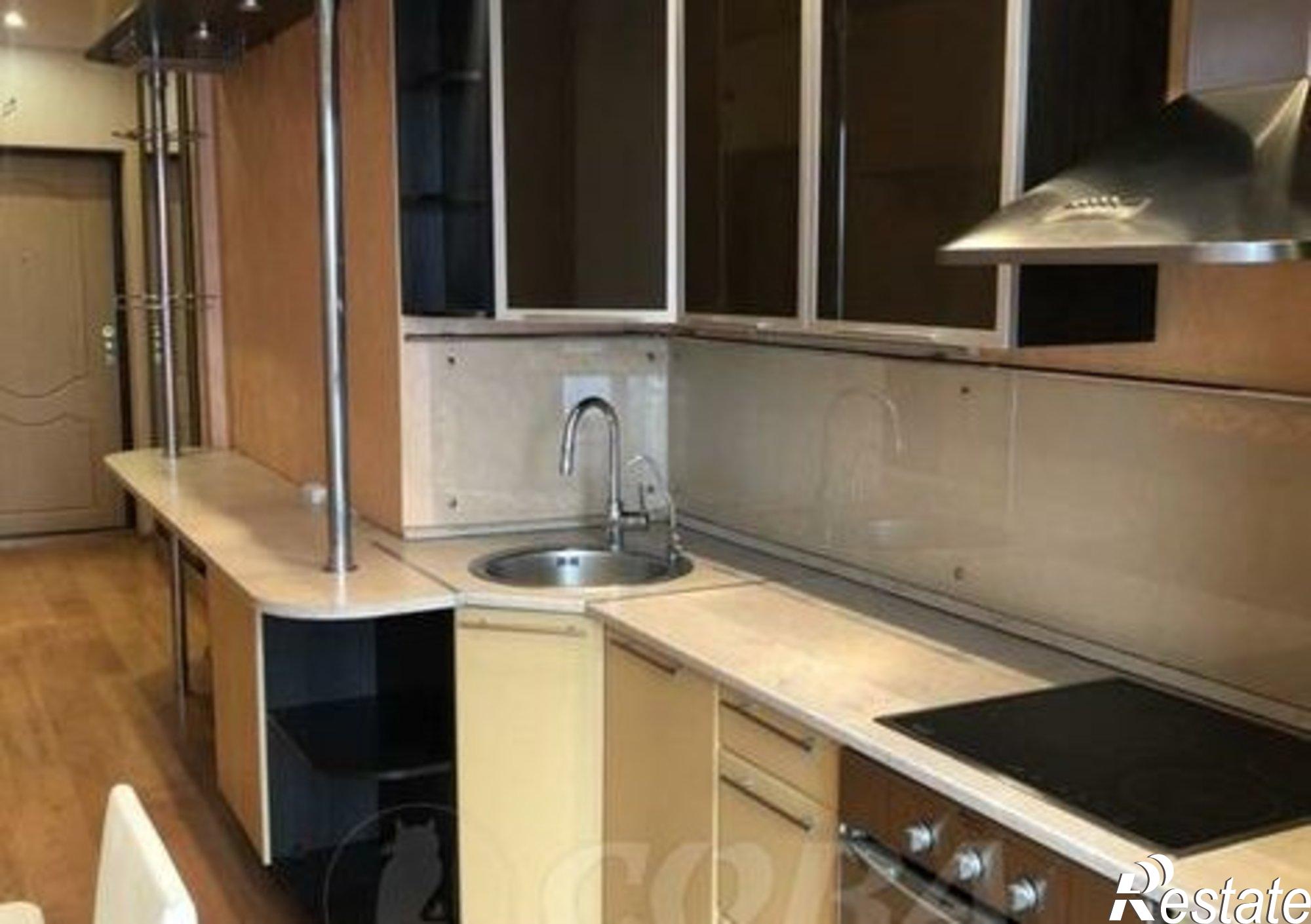 Купить квартиру за 9 900 000 рублей на улица Максима Горького, 68