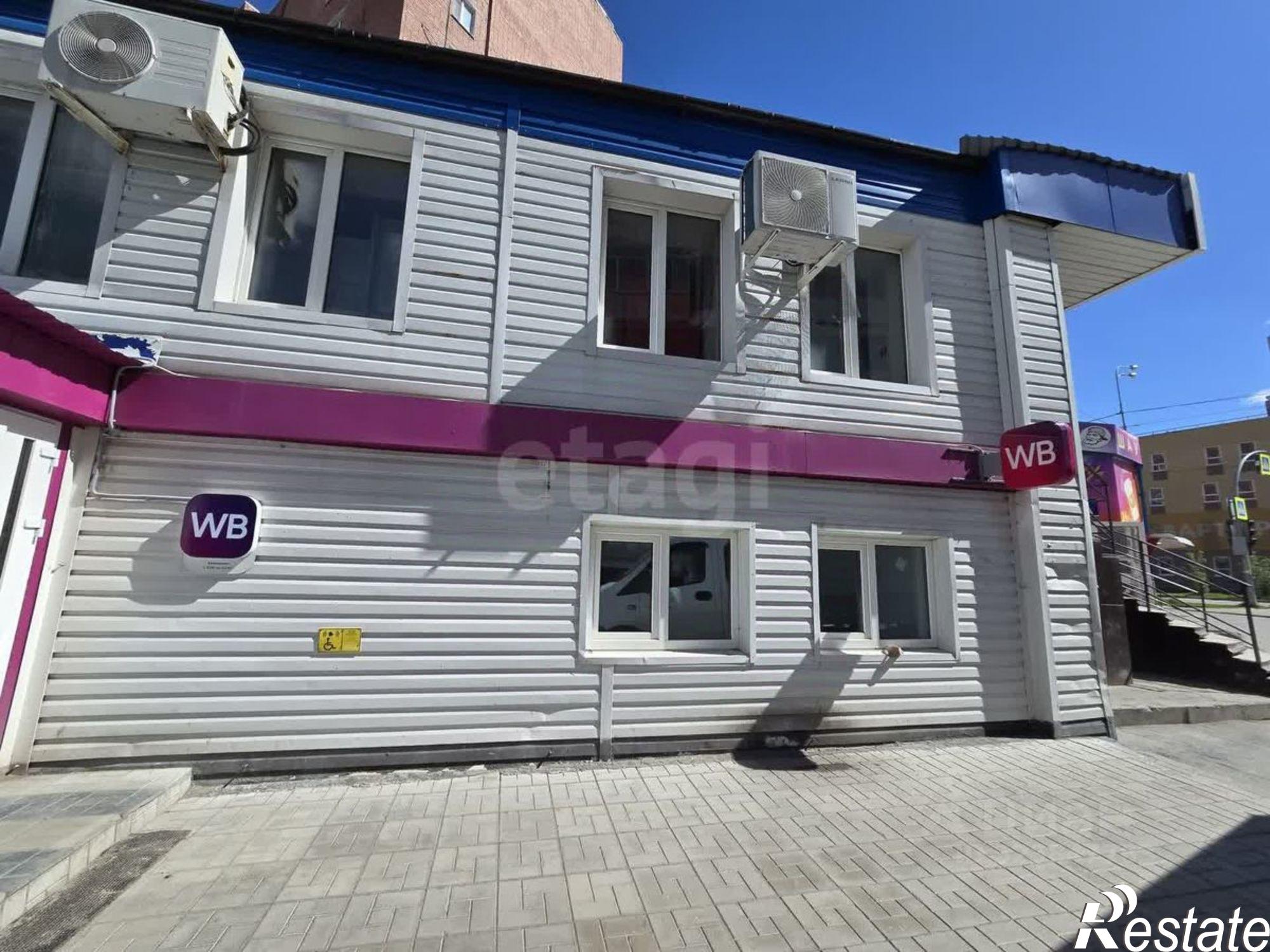 Купить торговое помещение за 13 700 100 рублей на Заречный проезд, 6 2