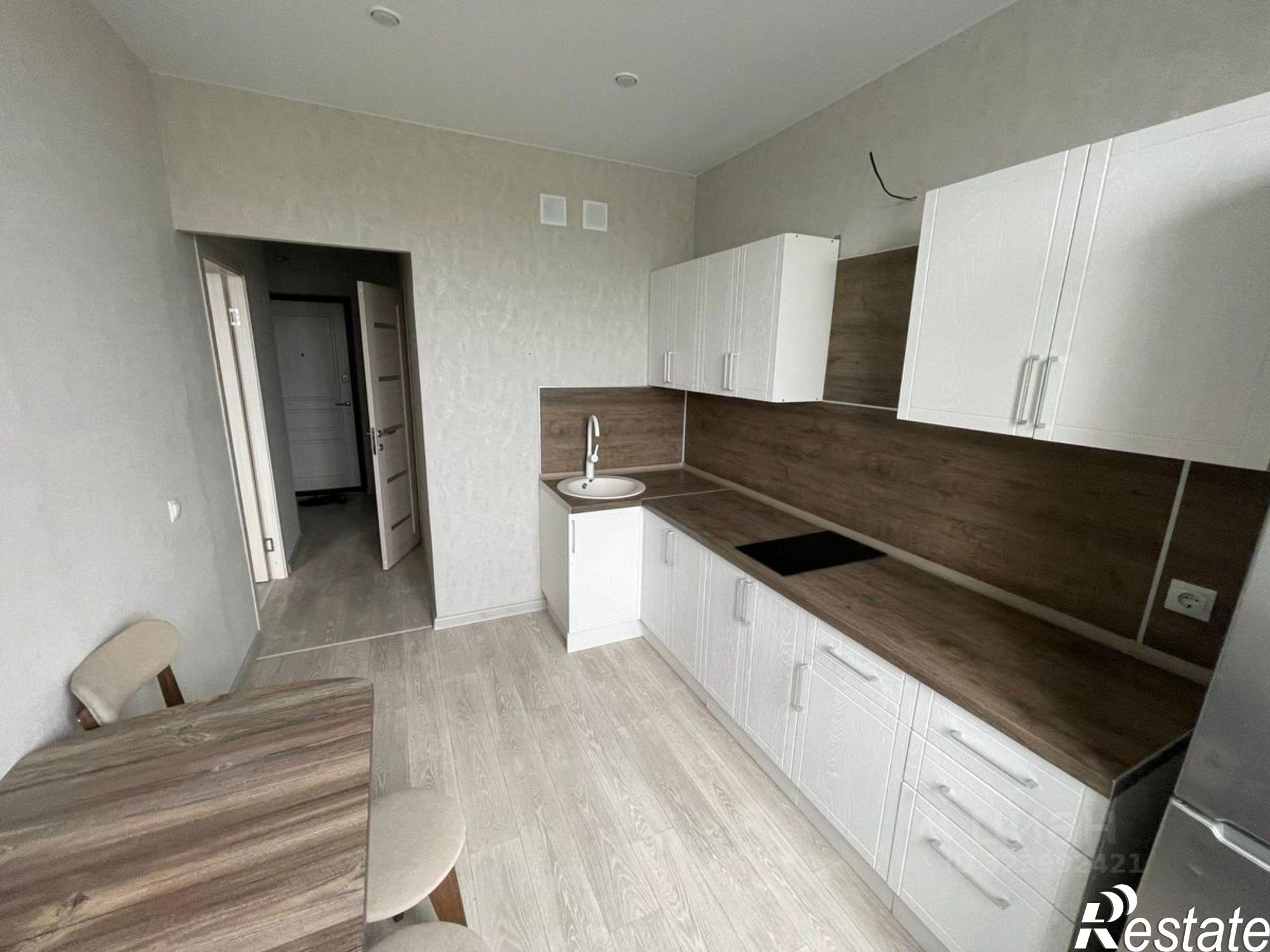 Сдать квартиру за 27 000 рублей на улица Алексея Леонова, 13