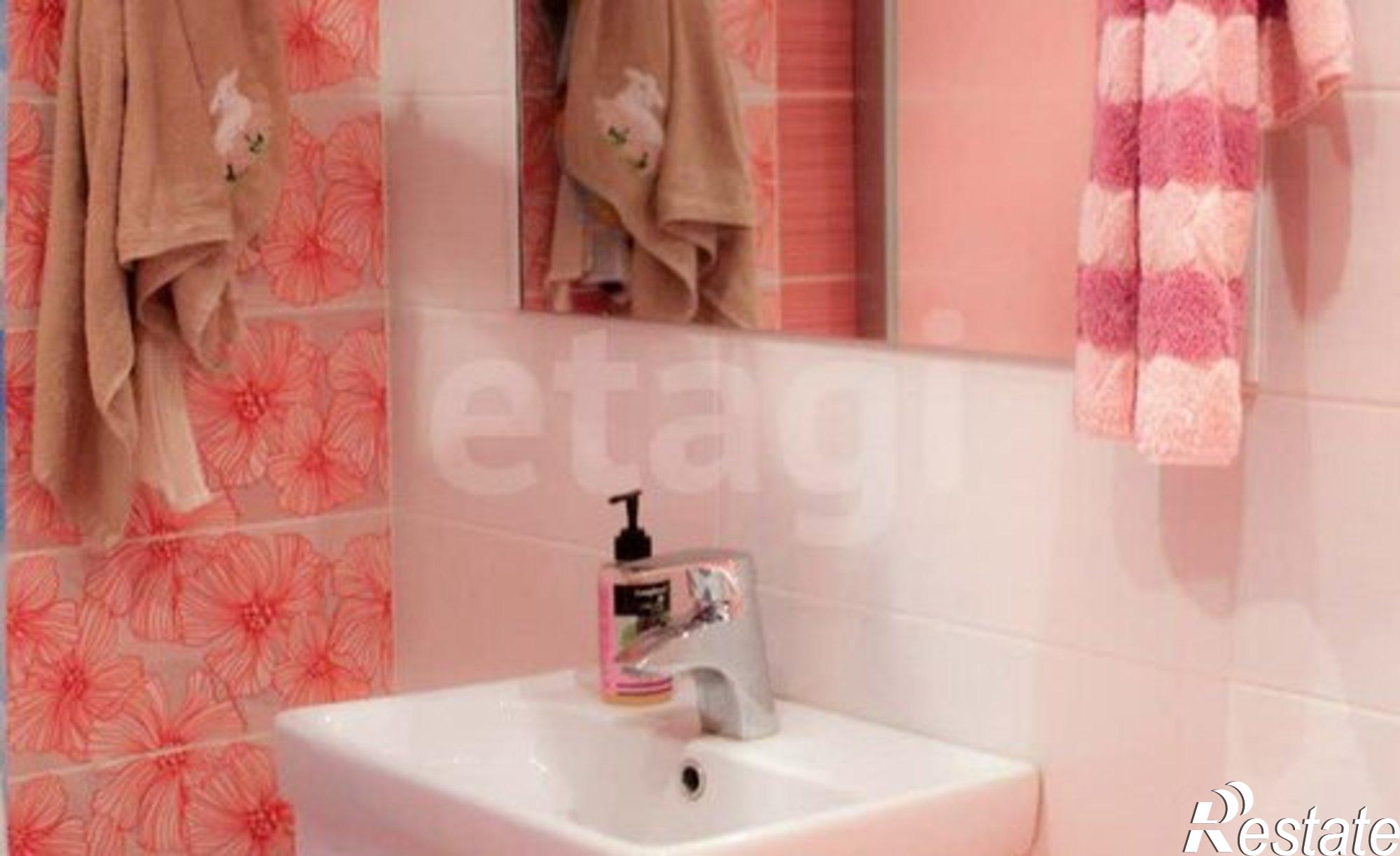 Купить квартиру за 4 350 000 рублей на ул Одесская, 53