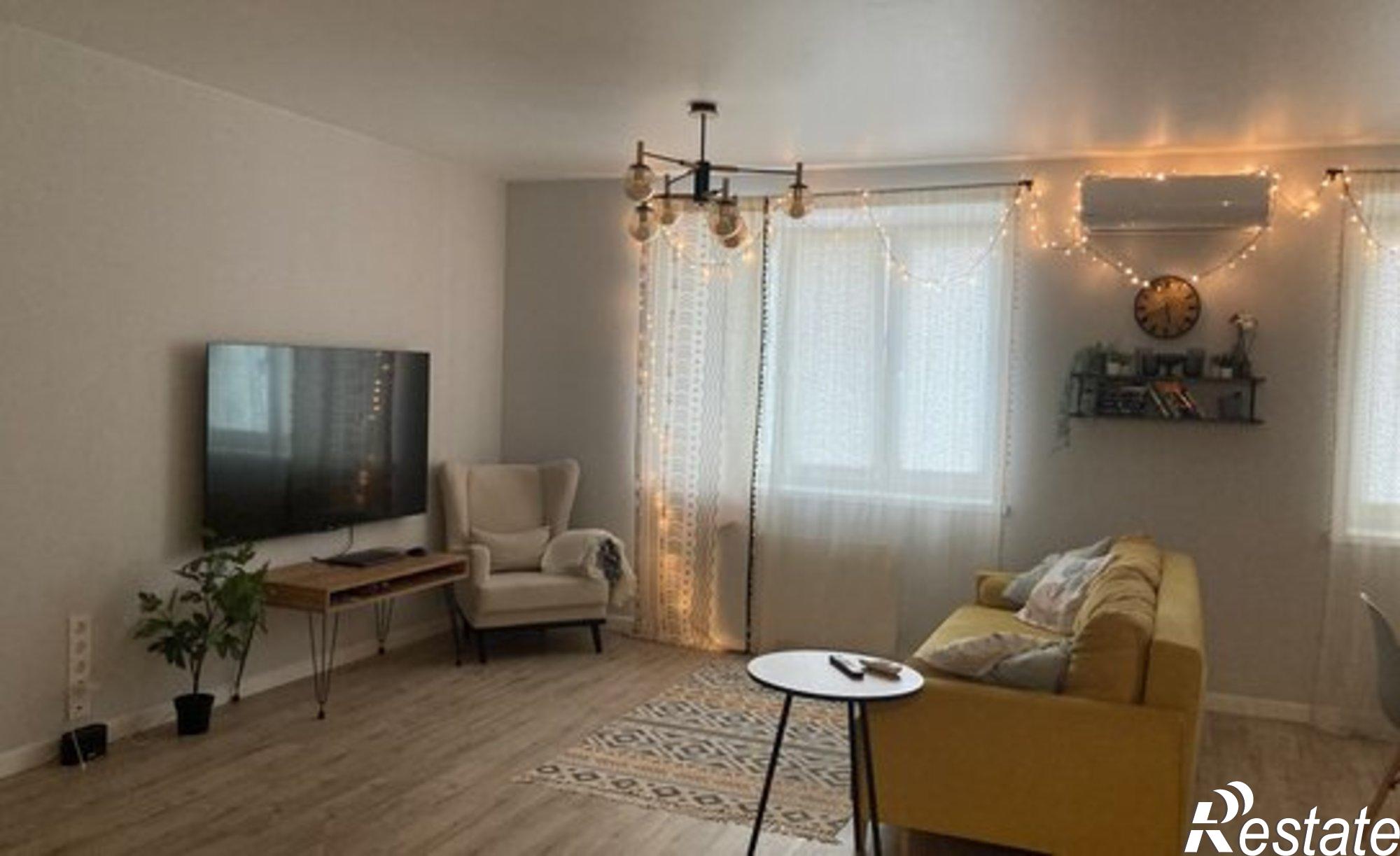 Купить квартиру за 11 200 000 рублей на ул Мельникайте, 34 1