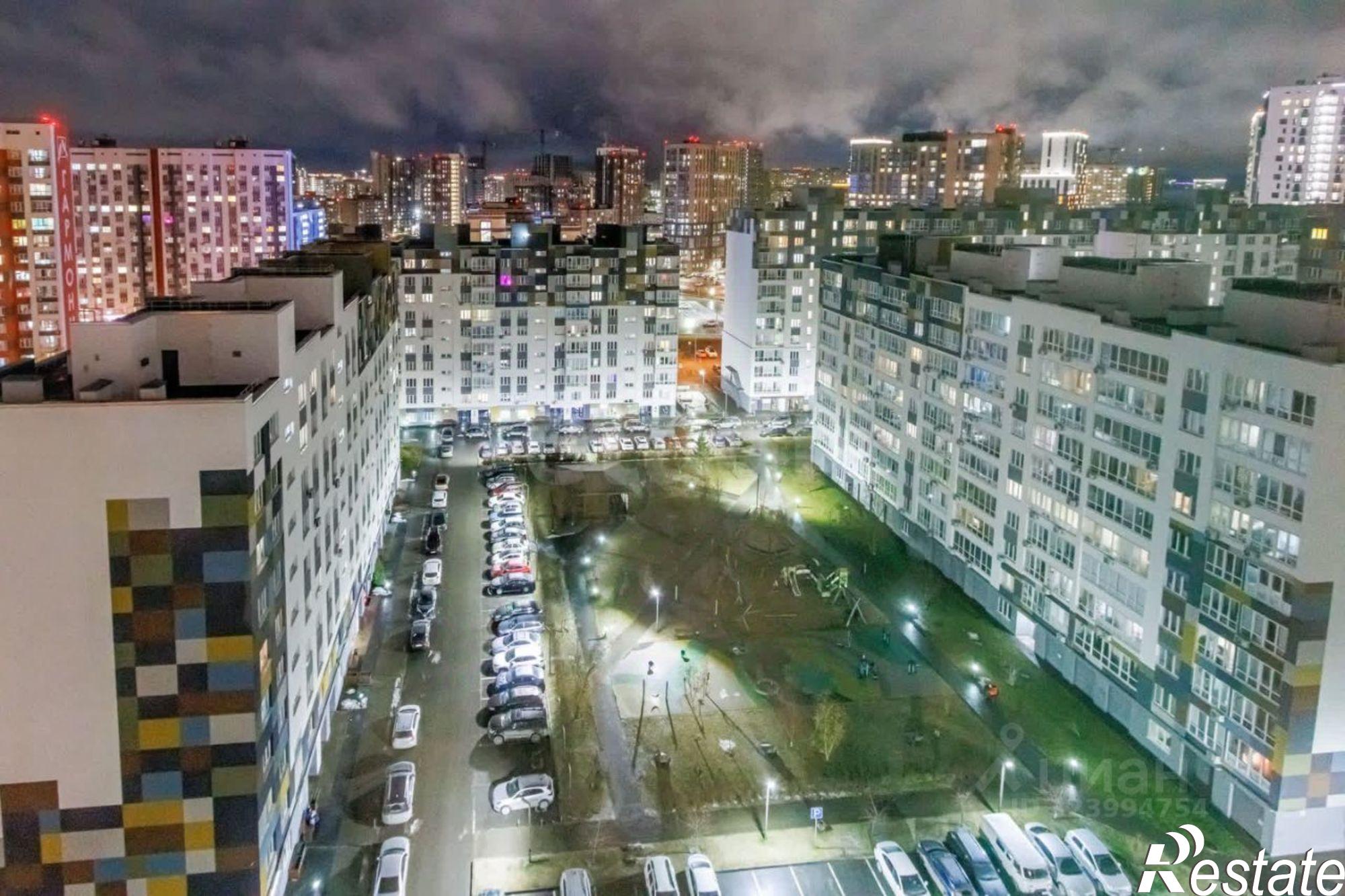 Купить квартиру за 8 300 000 рублей на ул Александра Протозанова, 12 1