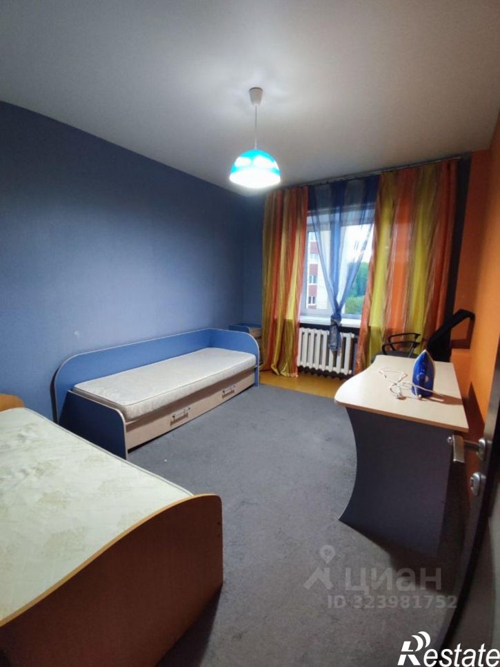 3-комн квартира улица Маршала Захарова, 11/1,  д. 11/1