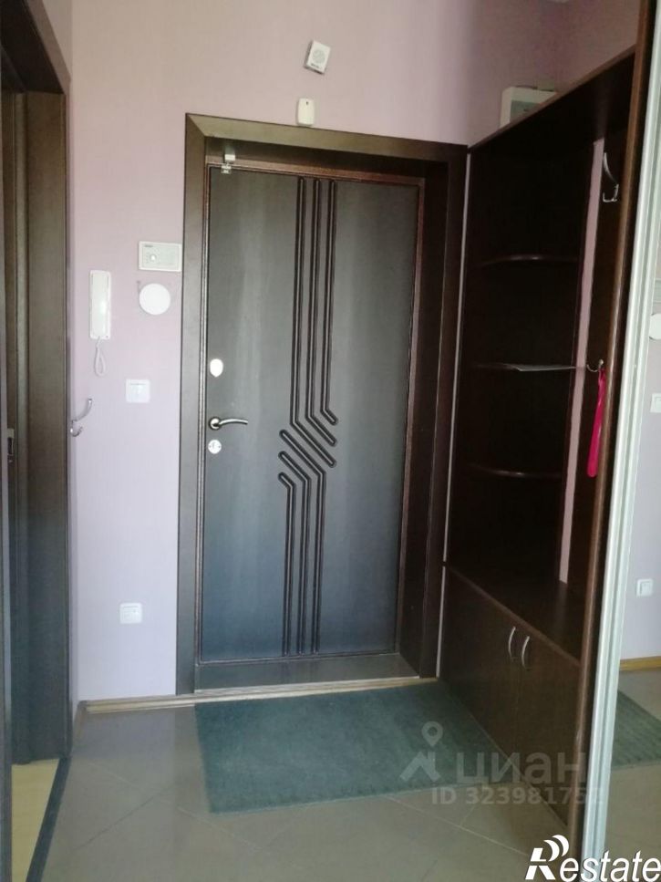 3-комн квартира улица Маршала Захарова, 11/1,  д. 11/1