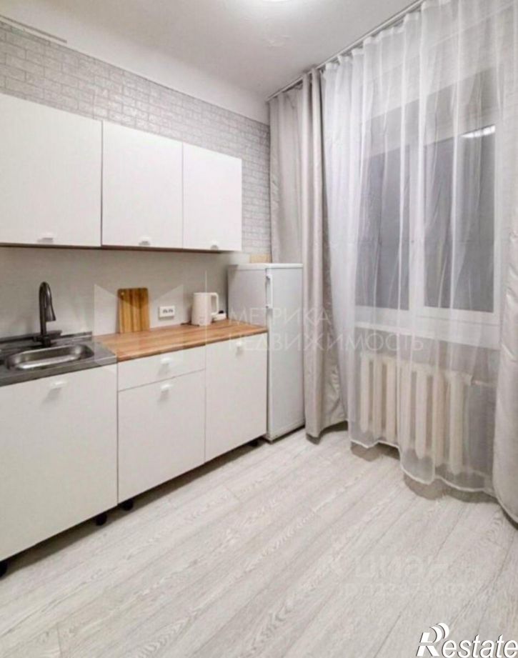 2-комн квартира улица Мельникайте, 96,  д. 96