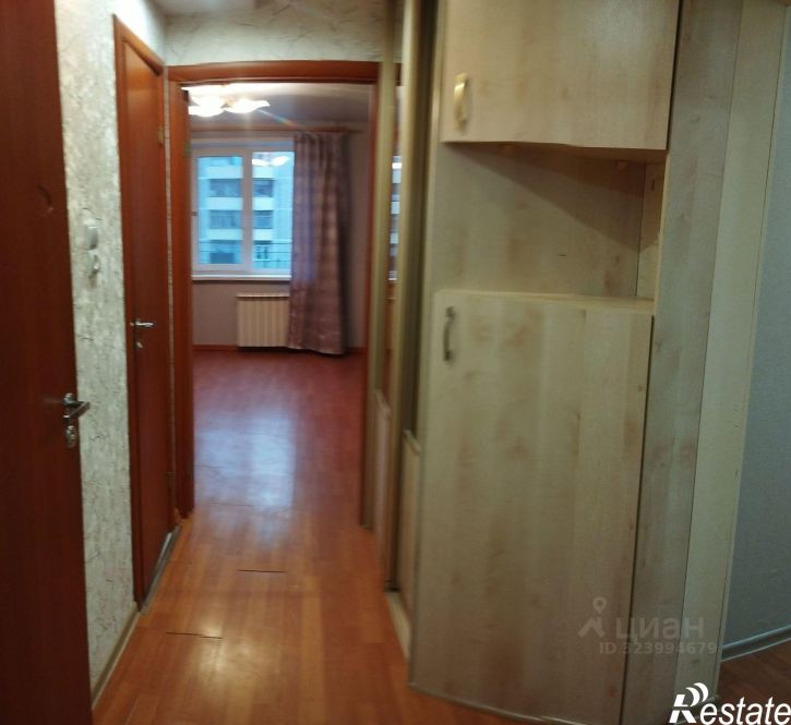 3-комн квартира улица 50 лет Октября, 54,  д. 54