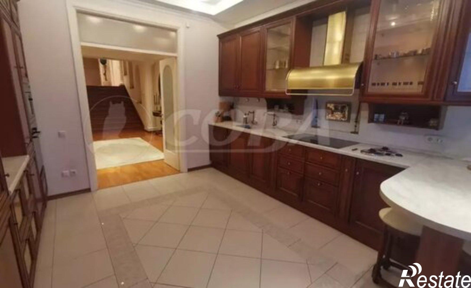 Купить квартиру за 17 900 000 рублей на ул Севастопольская, 10 1