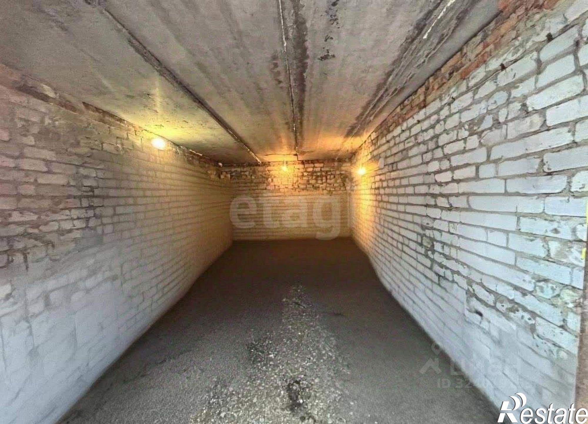 Купить гараж, место в паркинге за 745 016 рублей на ул Ветеранов труда, 36/1