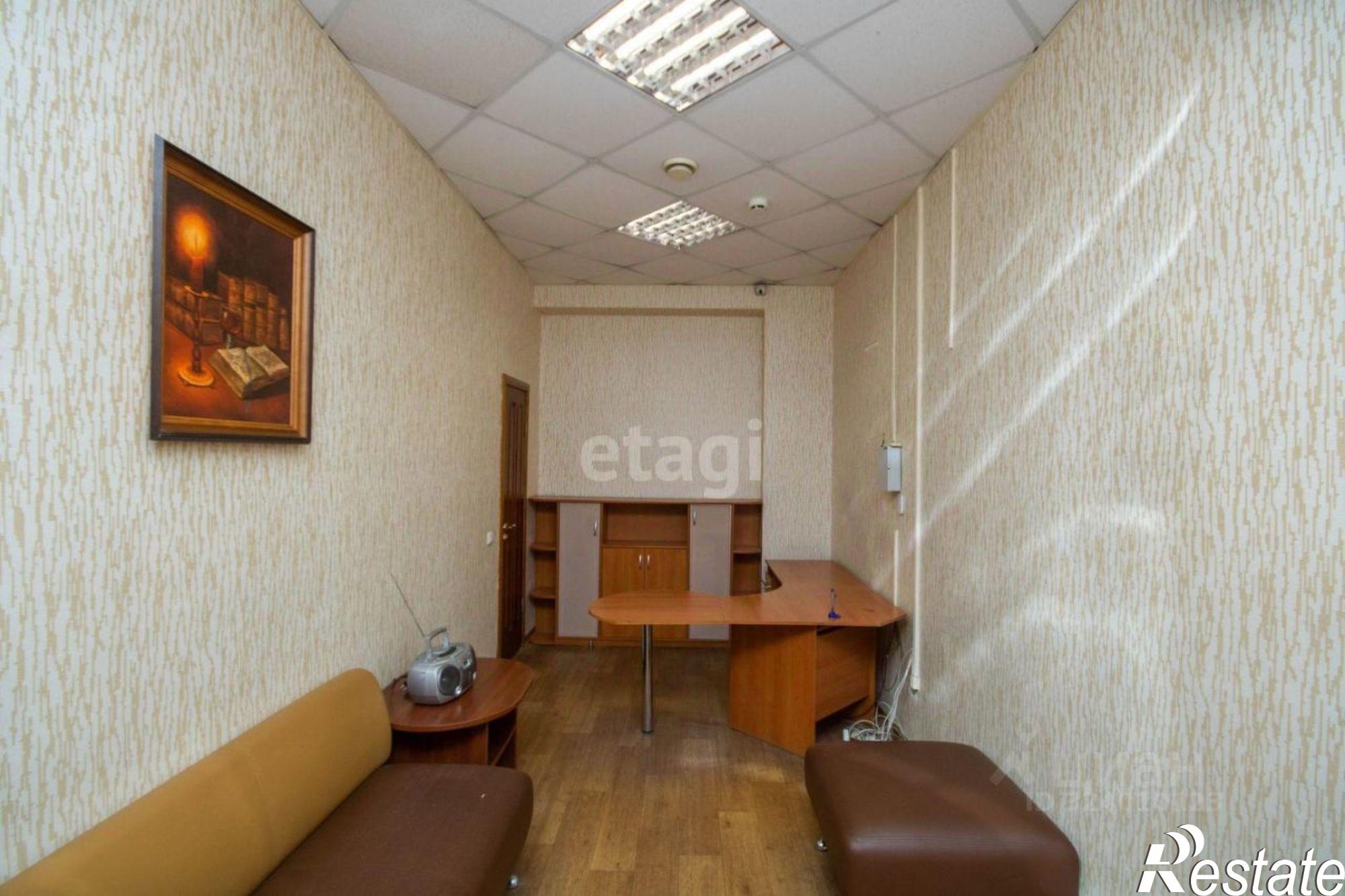 Купить офис, помещение под офис за 41 906 900 рублей на ул Комсомольская, 57