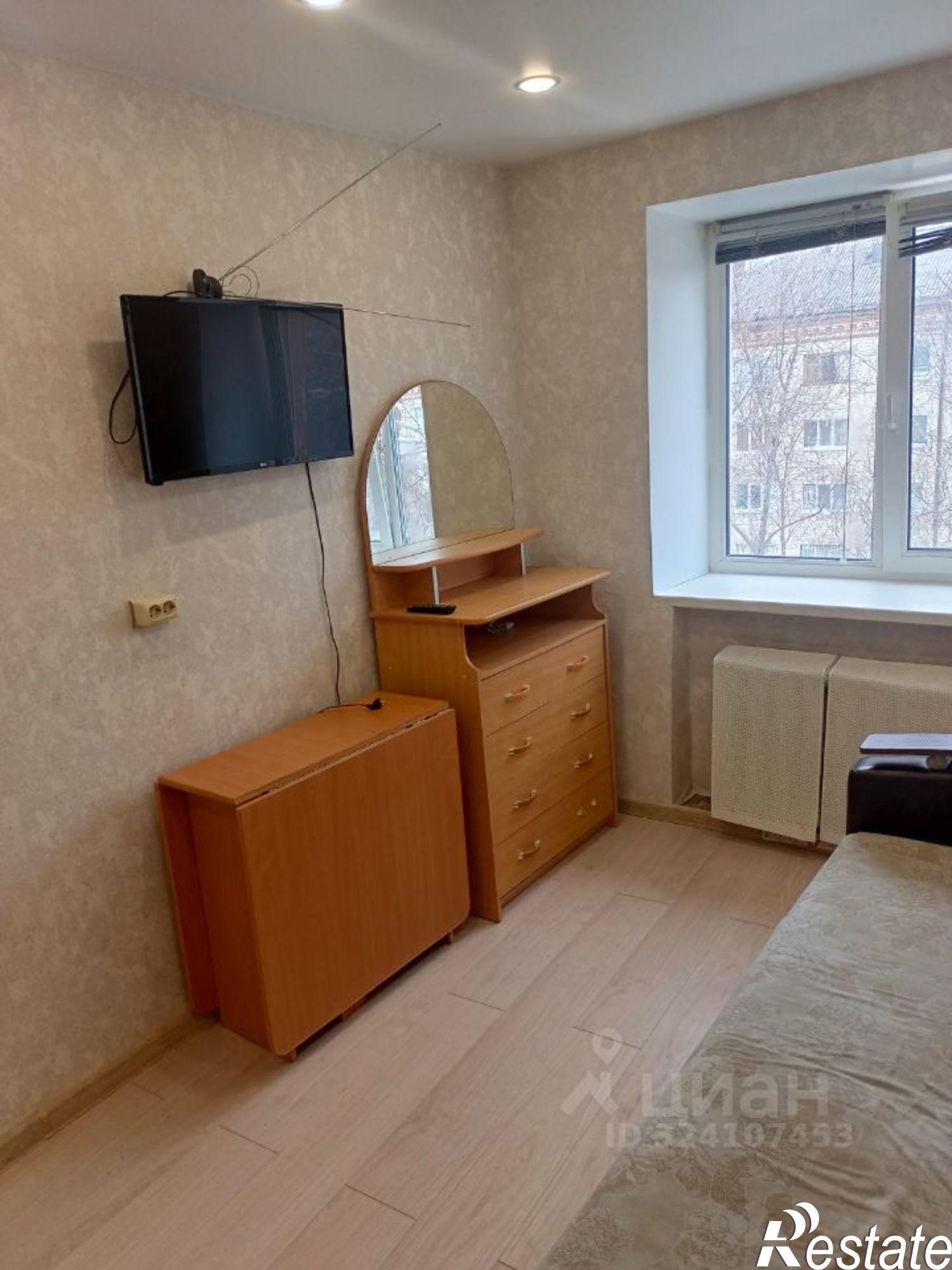 Сдать квартиру за 18 000 рублей на ул Парфенова, 20