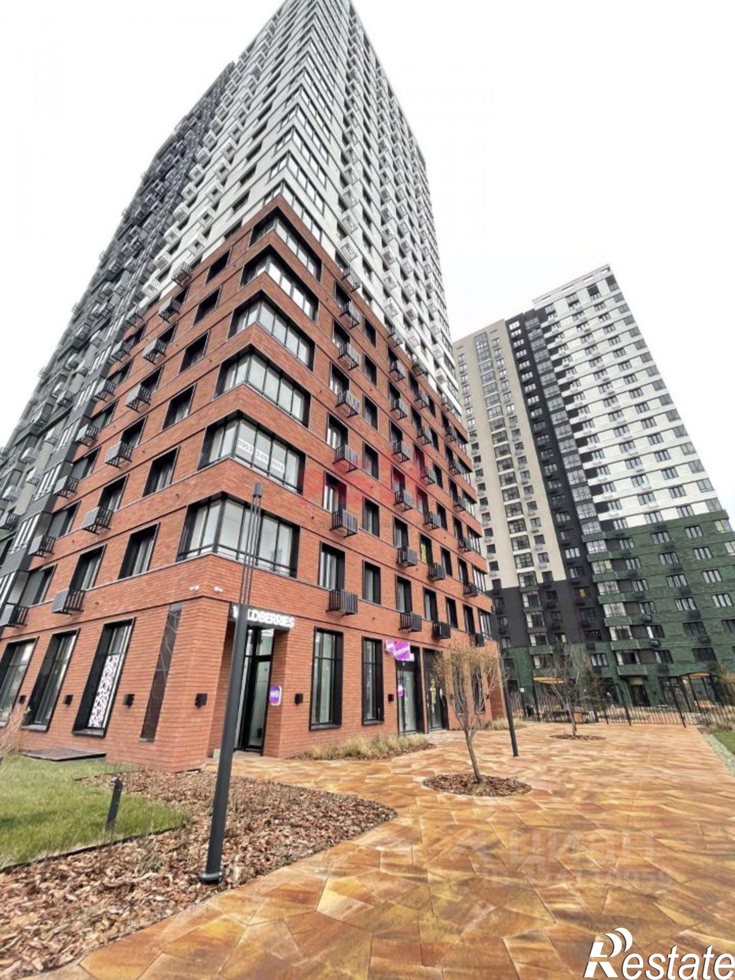 Сдать торговое помещение за 109 886 рублей на ул Новгородская, 1