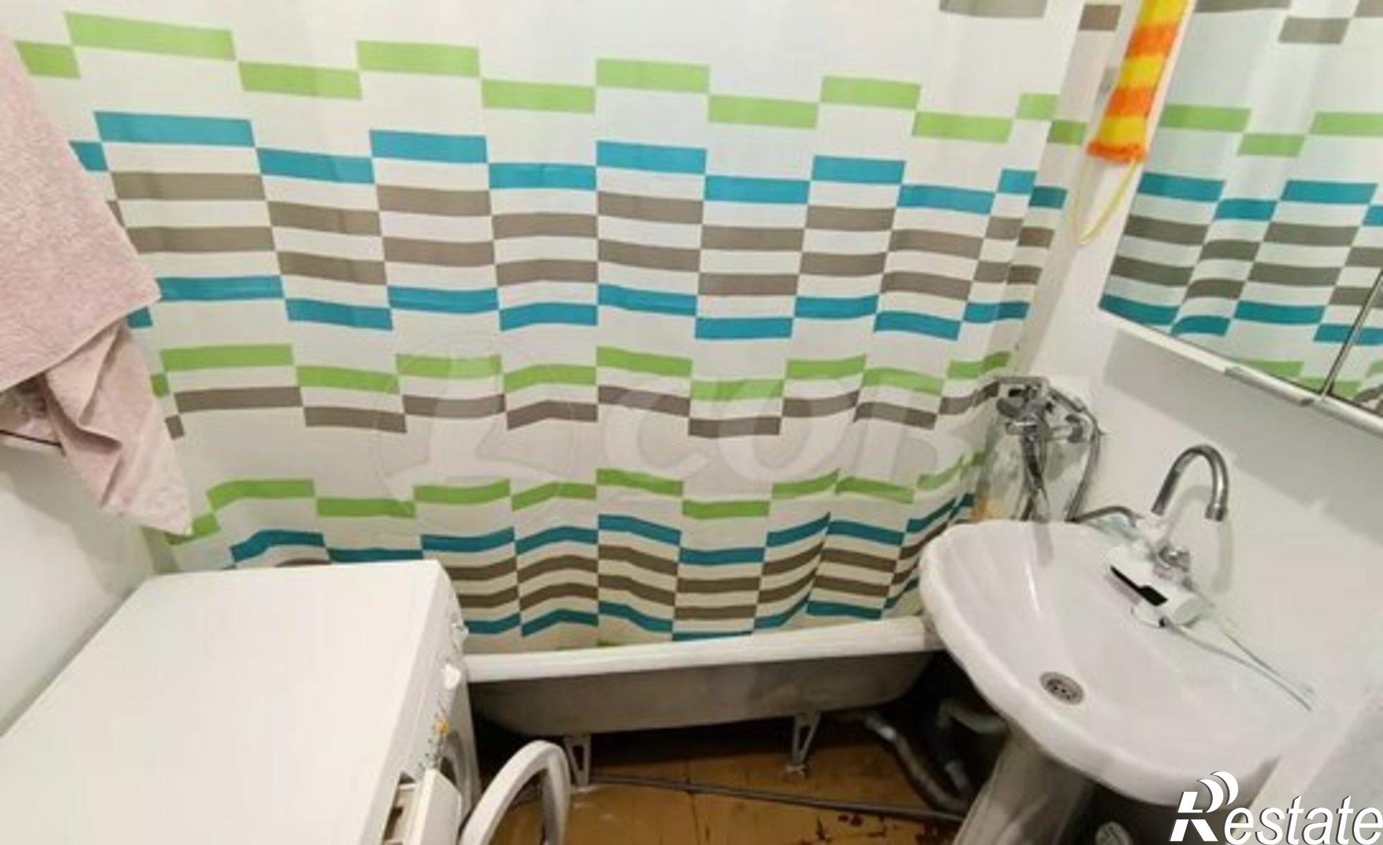 Купить квартиру за 5 520 000 рублей на ул Мельникайте, 129