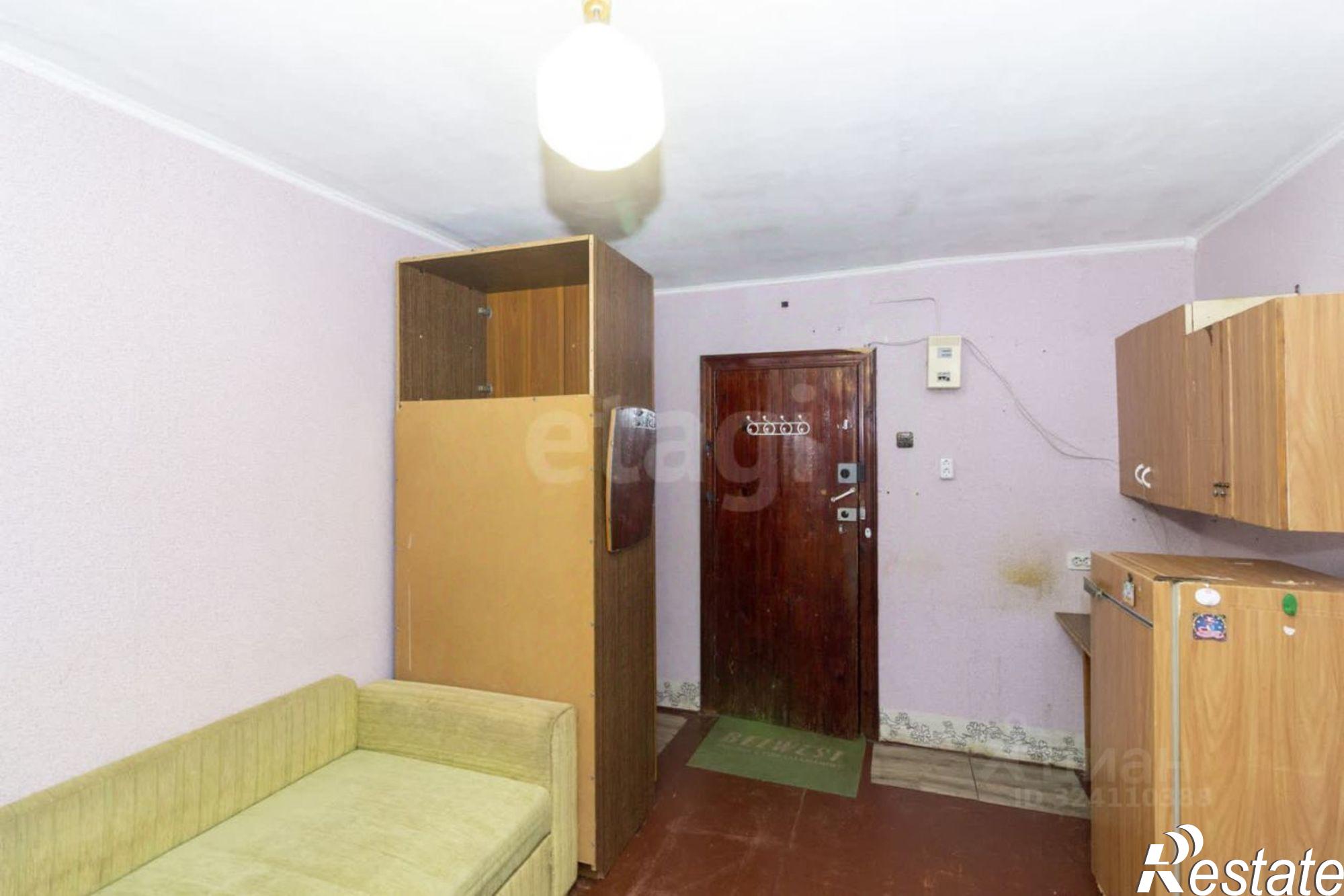 Купить комнату за 960 000 рублей на улица Декабристов, 148