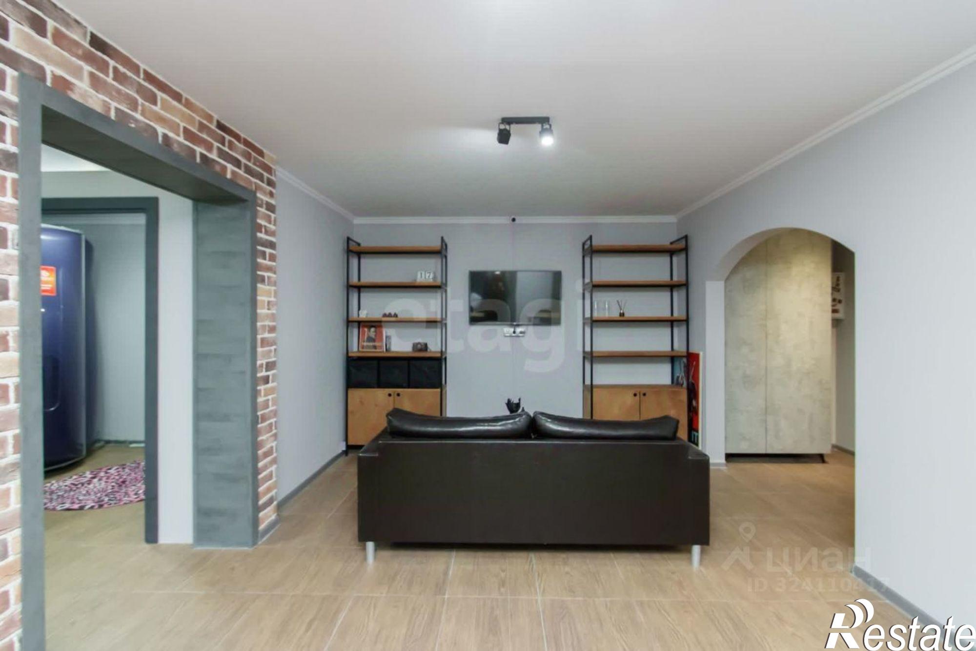 Купить помещение свободного назначения за 10 000 100 рублей на ул Широтная, 104