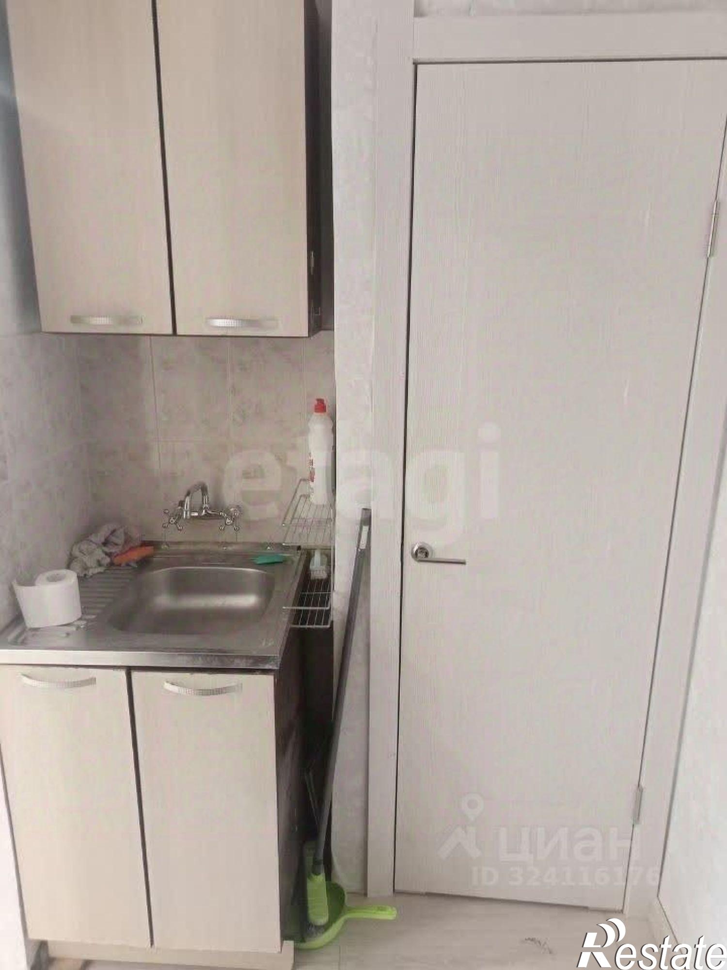 Сдать квартиру за 18 000 рублей на улица Парфёнова, 20