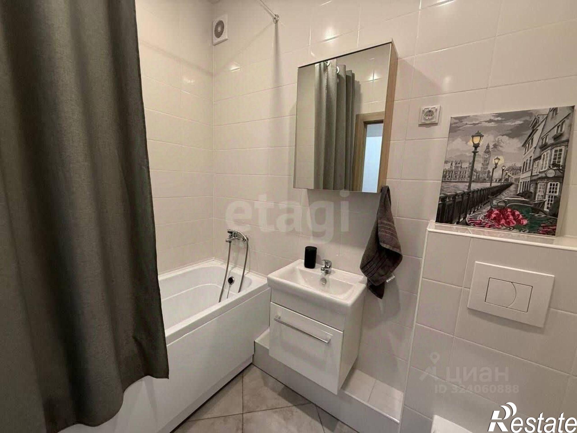 Сдать квартиру за 35 000 рублей на улица Василия Малкова, 12