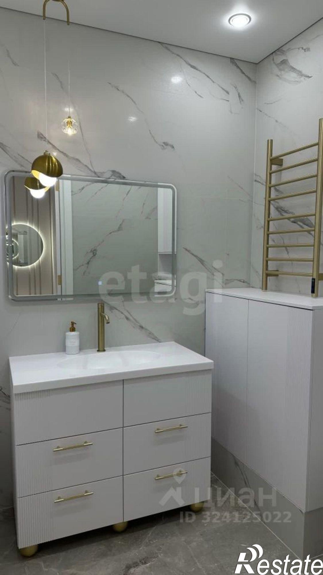 Сдать квартиру за 65 000 рублей на улица Евгения Войнова, 7