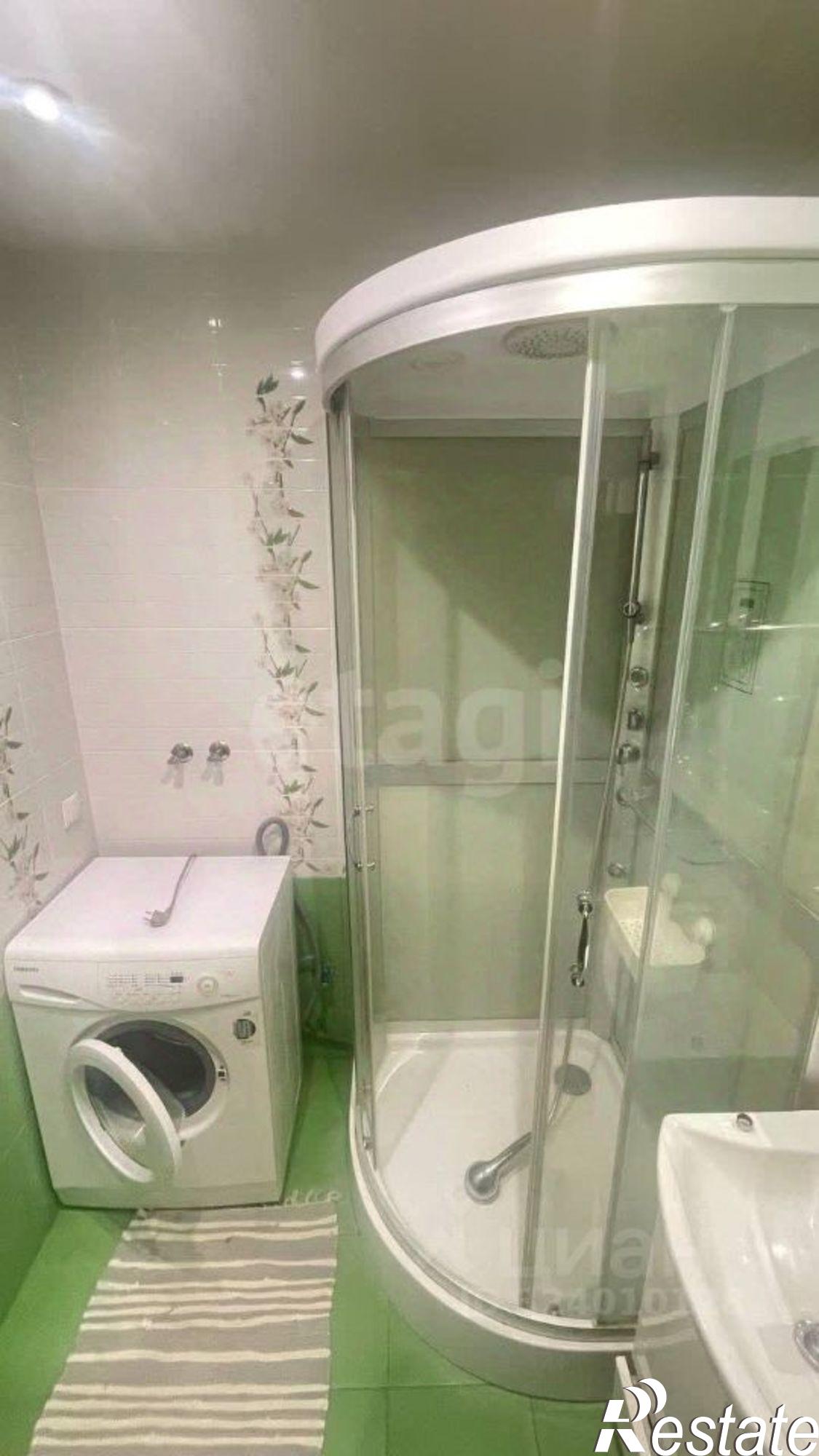 Сдать квартиру за 30 000 рублей на улица Болотникова, 11