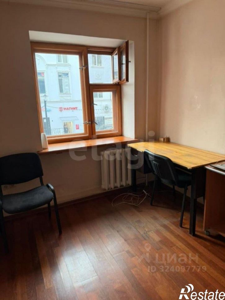 3-комн квартира ул Дзержинского, 31 1А,  д. 31 1А,  к. 1А