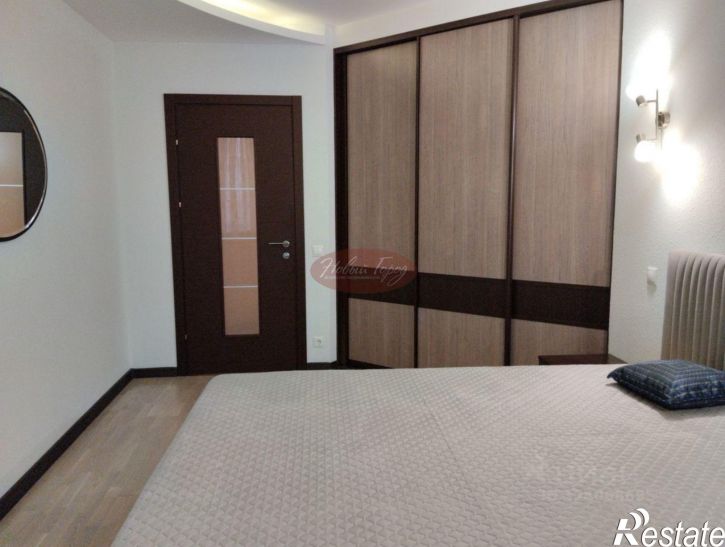 3-комн квартира ул 8 Марта, 2,  д. 2