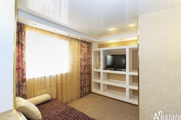 3-комн квартира ул Демьяна Бедного, 83 1,  д. 83 1,  к. 1