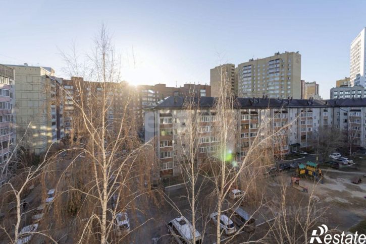 4-комн квартира улица 9 Января, 162,  д. 162