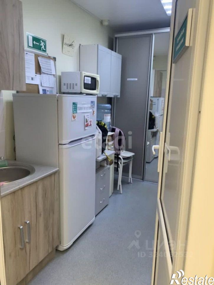 Помещение свободного назначения улица Республики, 28А,  д. 28А