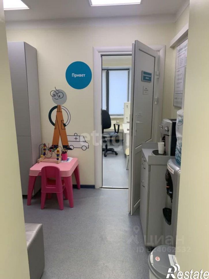 Помещение свободного назначения улица Республики, 28А,  д. 28А