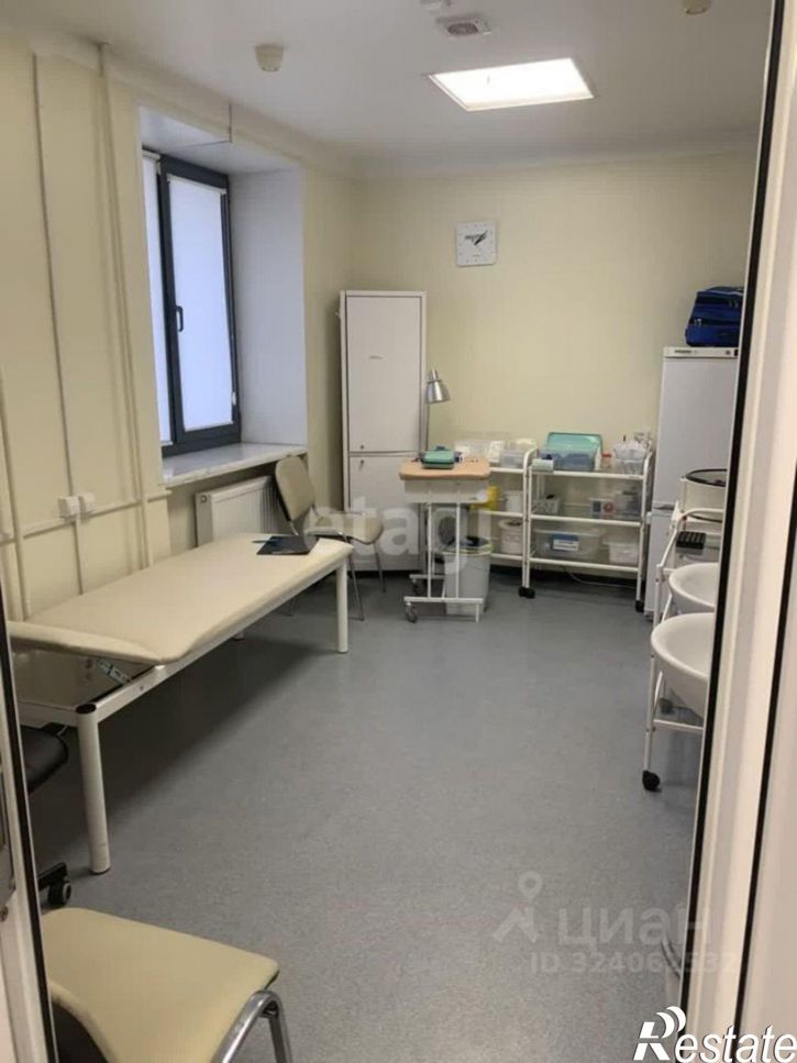 Помещение свободного назначения улица Республики, 28А,  д. 28А