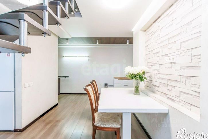 4-комн квартира улица Самарцева, 30,  д. 30