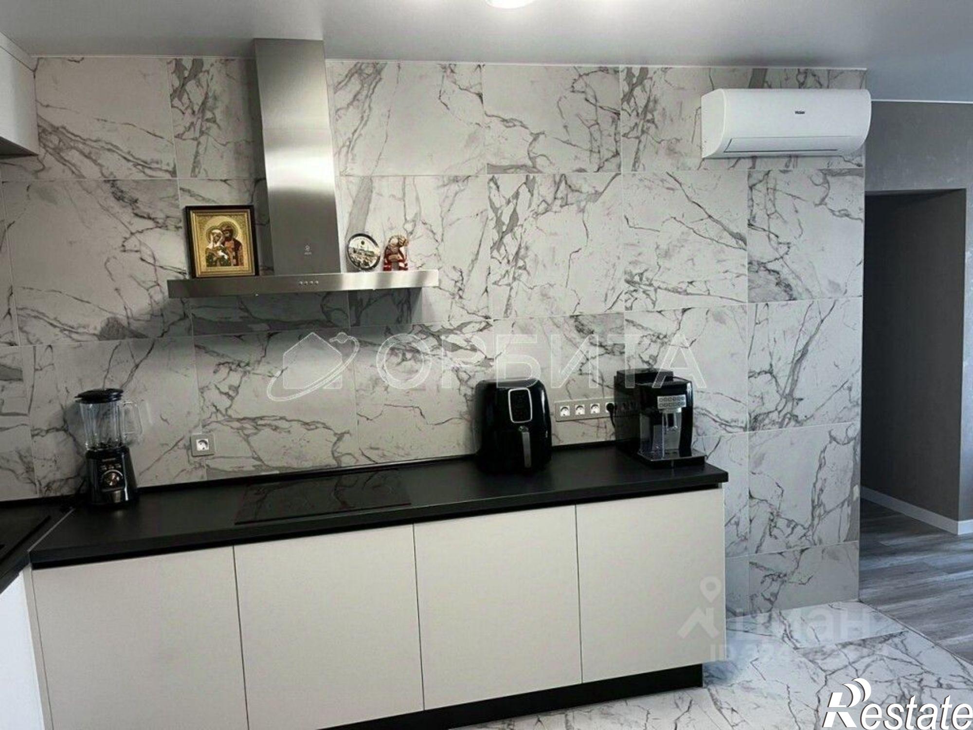 Купить квартиру за 12 000 000 рублей на ул Полевая, 117 1