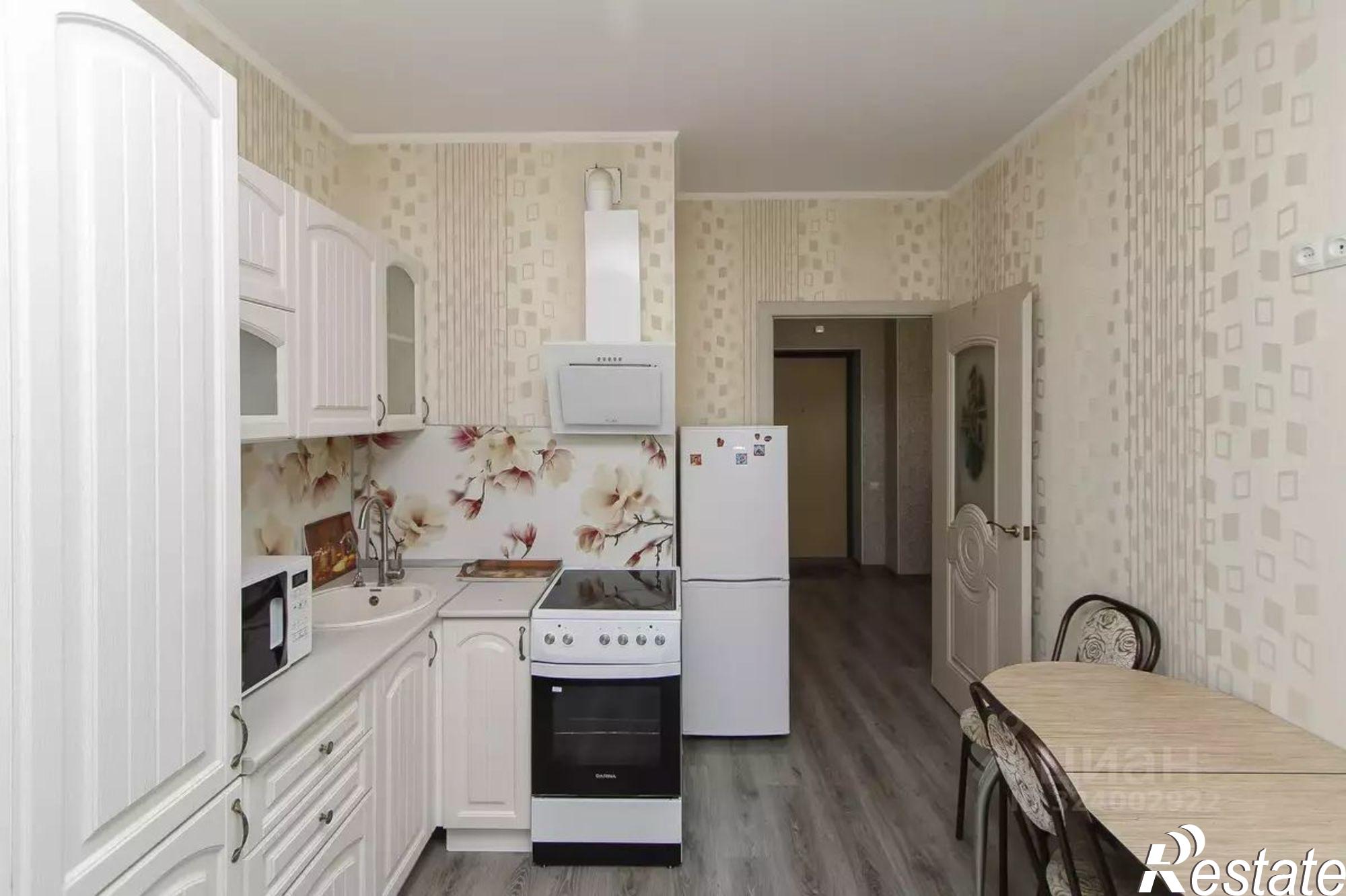 Сдать квартиру за 30 000 рублей на улица Бакинских Комиссаров, 3 к1