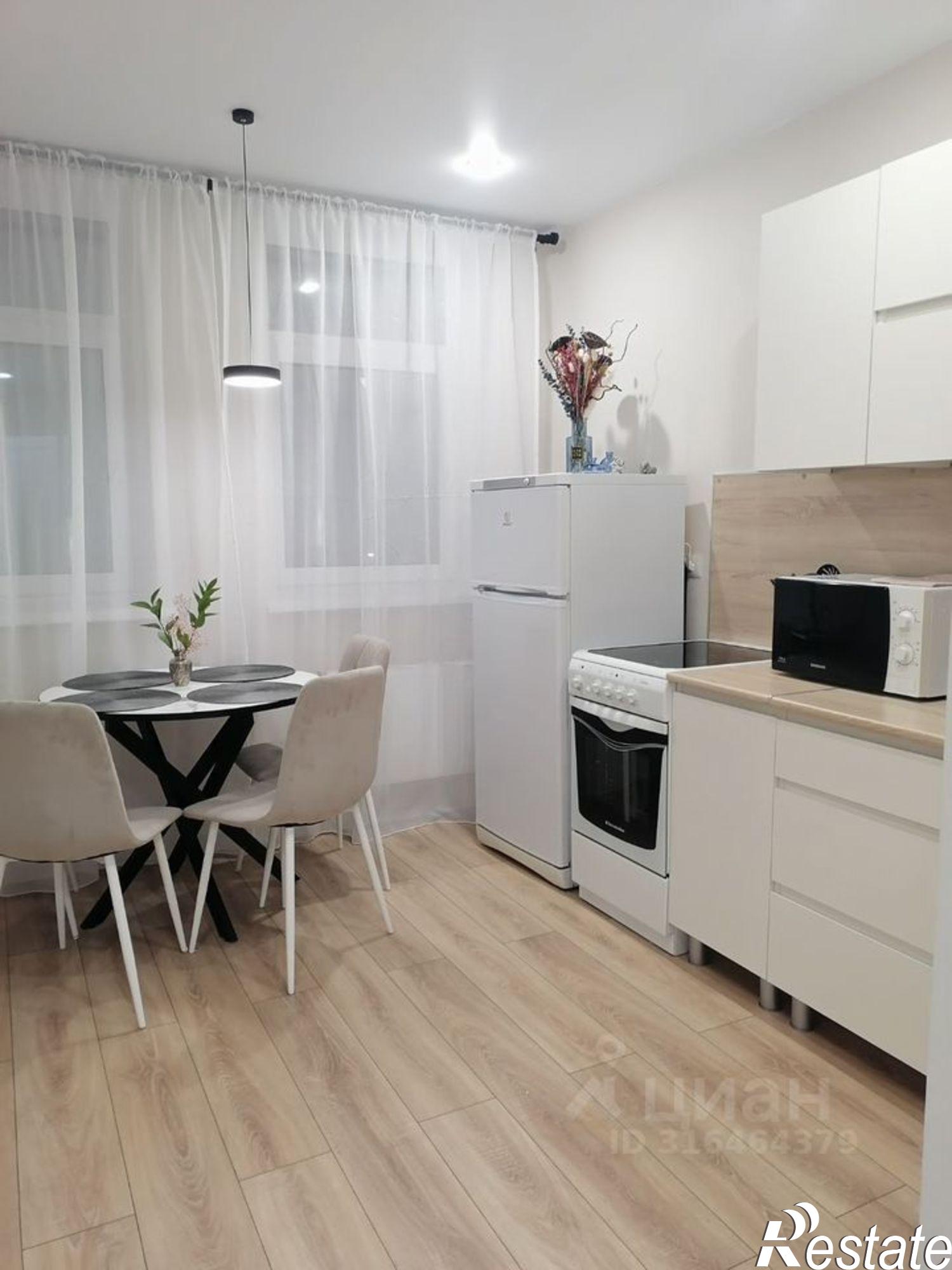 Сдать квартиру за 27 000 рублей на улица Первооткрывателей, 2