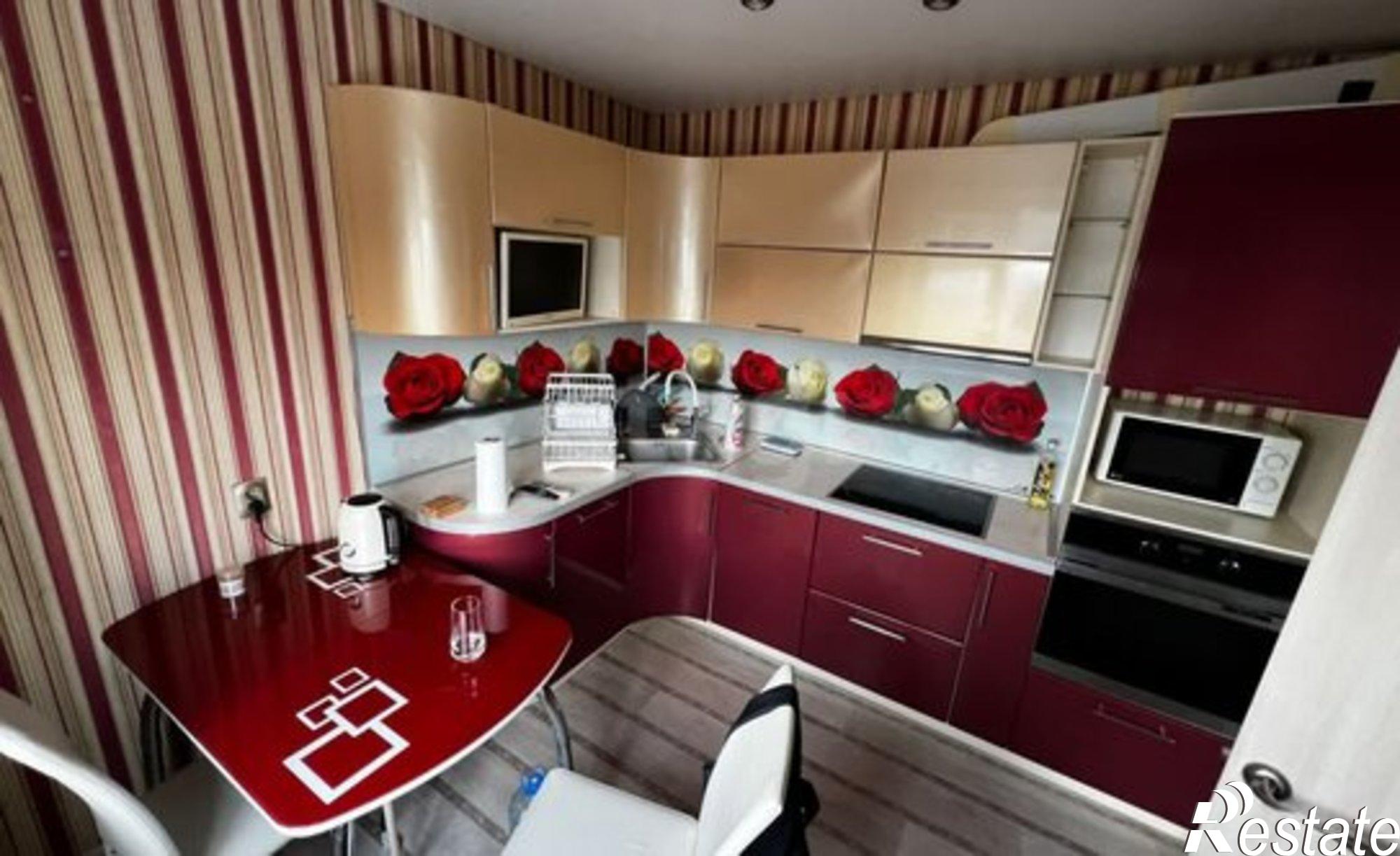 Купить квартиру за 3 699 000 рублей на улица Газовиков, 3