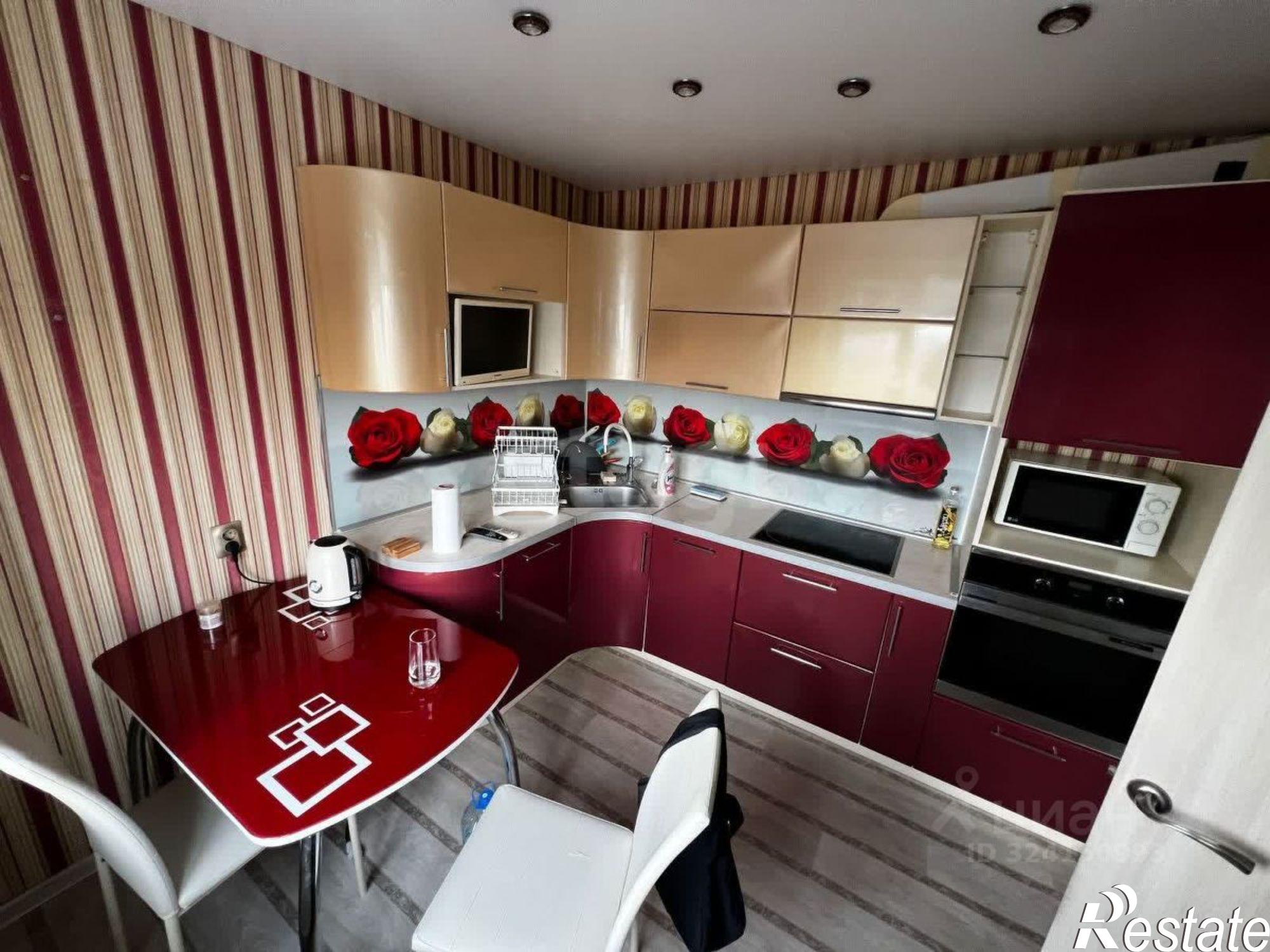 Купить квартиру за 3 699 000 рублей на ул Газовиков, 3