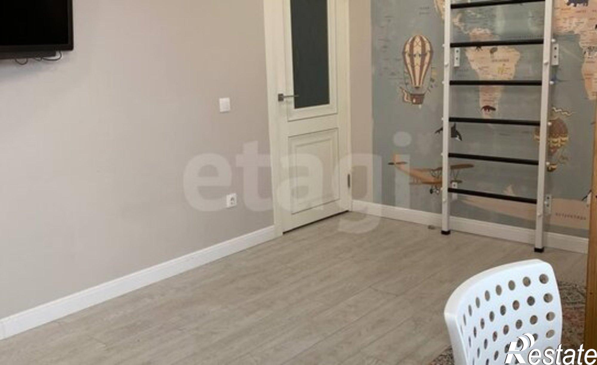 Купить квартиру за 7 800 000 рублей на улица Газовиков, 49/1